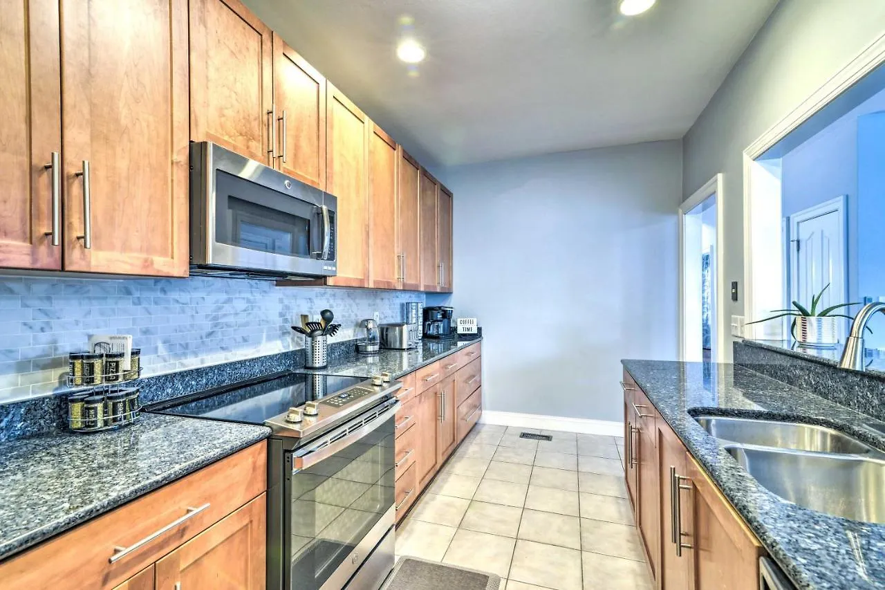 Inviting Norfolk Family Retreat 1 Block To Beach! Villa United States