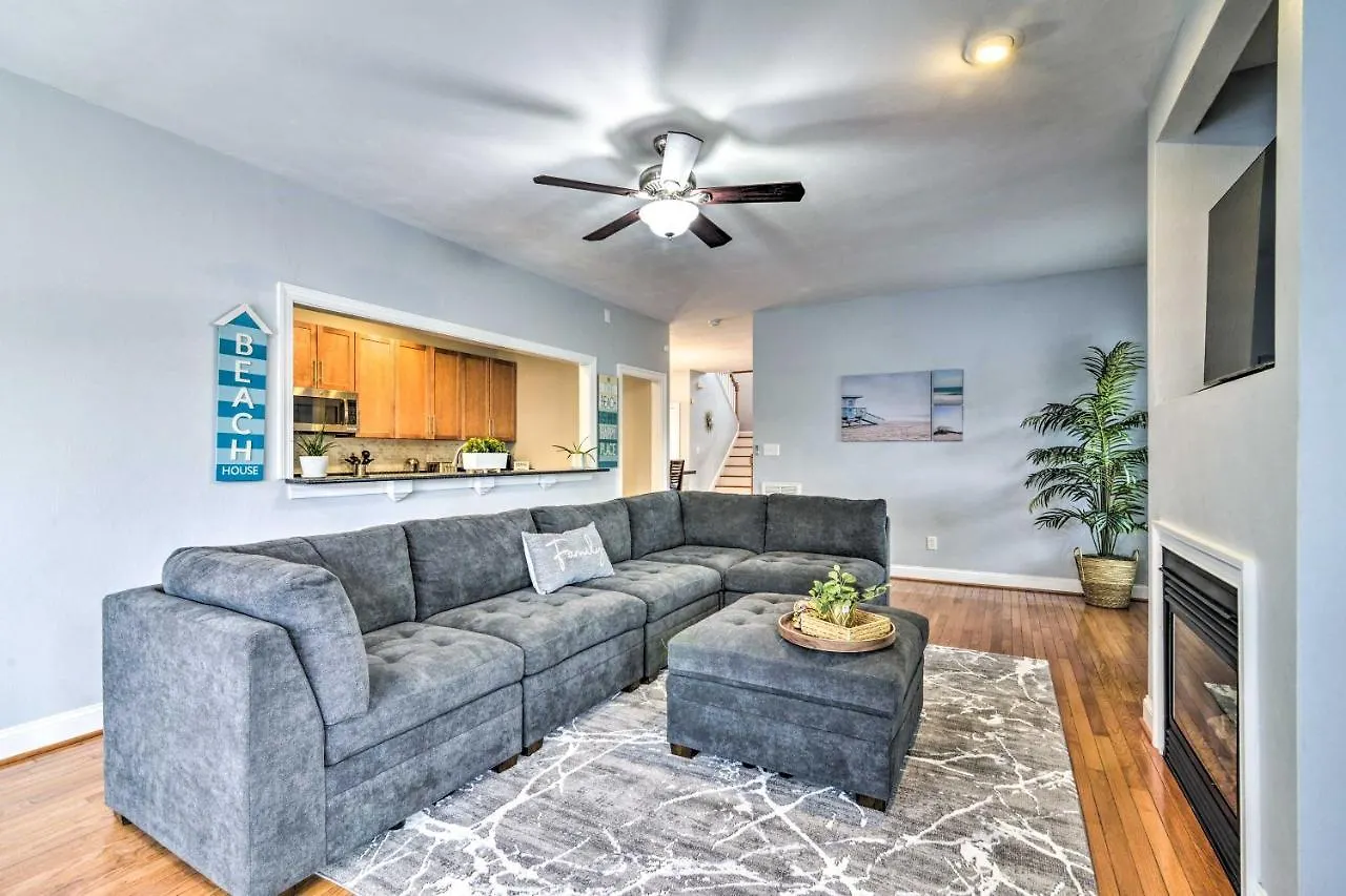 Inviting Norfolk Family Retreat 1 Block To Beach! Villa 0*,