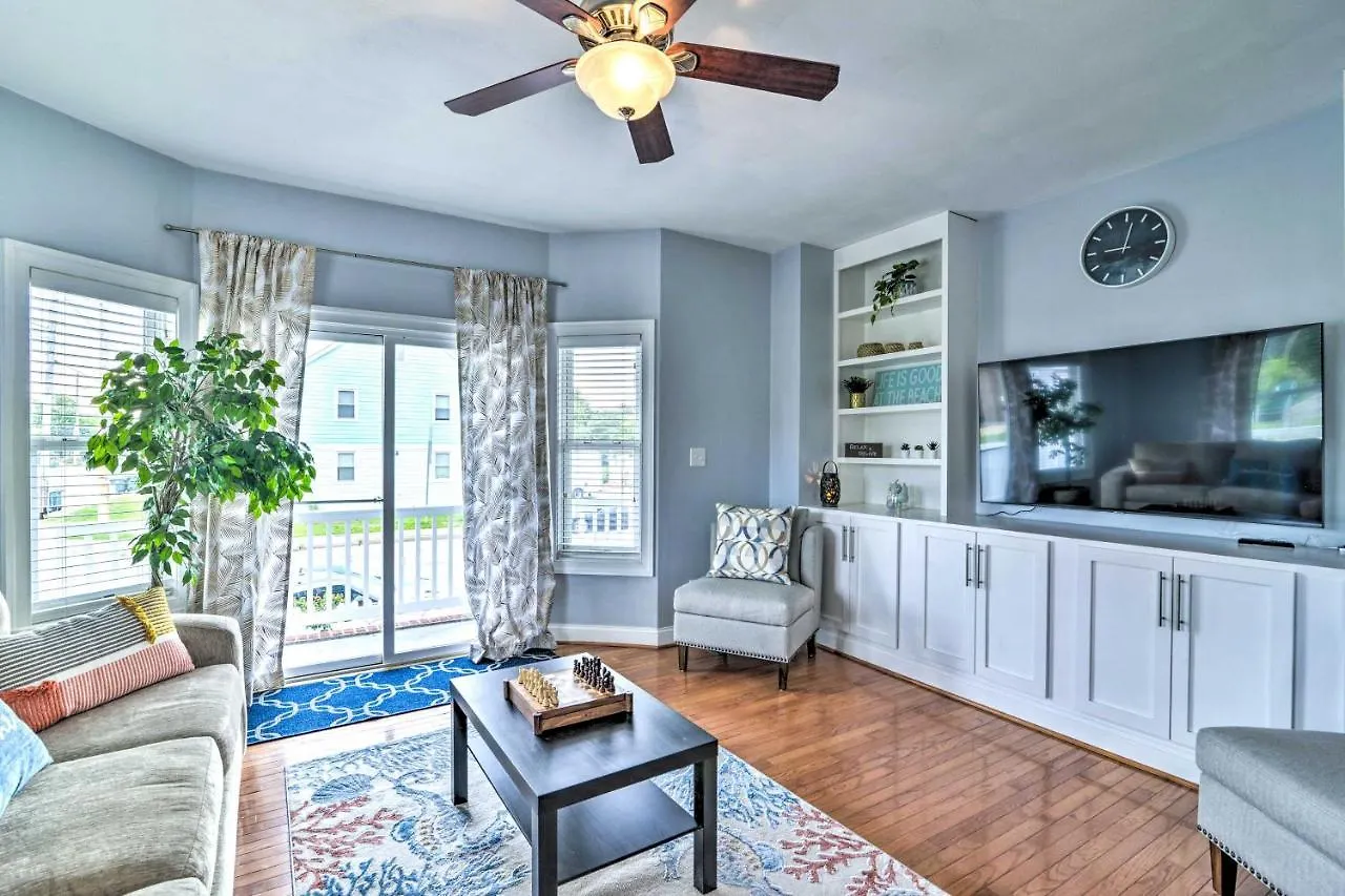 Inviting Norfolk Family Retreat 1 Block To Beach! Villa 0*,